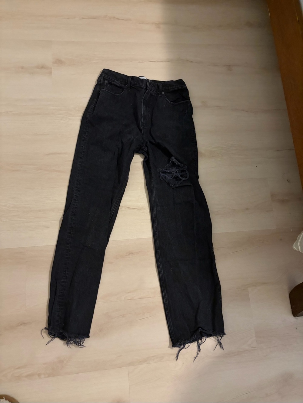 Abercrombie & Fitch Black High-Rise Relaxed Jeans